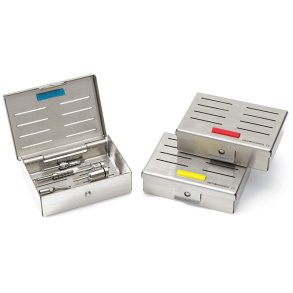 ske i rustfrit stl 7,5 X 5,5 X 2 cm.